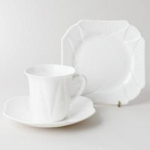 ӥơȥꥪ<br>SHELLEY ꡼ DAINTY WHITE 򿧤ͥ<br>1940ǯ<img class='new_mark_img2' src='https://img.shop-pro.jp/img/new/icons14.gif' style='border:none;display:inline;margin:0px;padding:0px;width:auto;' />
