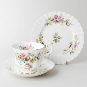ӥơȥꥪ<br>ROYAL ALBERT 륢С MOSS ROSE ⥹<br>1956-2001ǯ<img class='new_mark_img2' src='https://img.shop-pro.jp/img/new/icons14.gif' style='border:none;display:inline;margin:0px;padding:0px;width:auto;' />