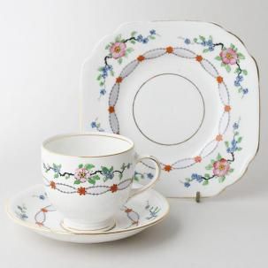 ӥơȥꥪ<br>MELBA BONE CHINA  мҡβ<br>1925-1941ǯ<img class='new_mark_img2' src='https://img.shop-pro.jp/img/new/icons13.gif' style='border:none;display:inline;margin:0px;padding:0px;width:auto;' />