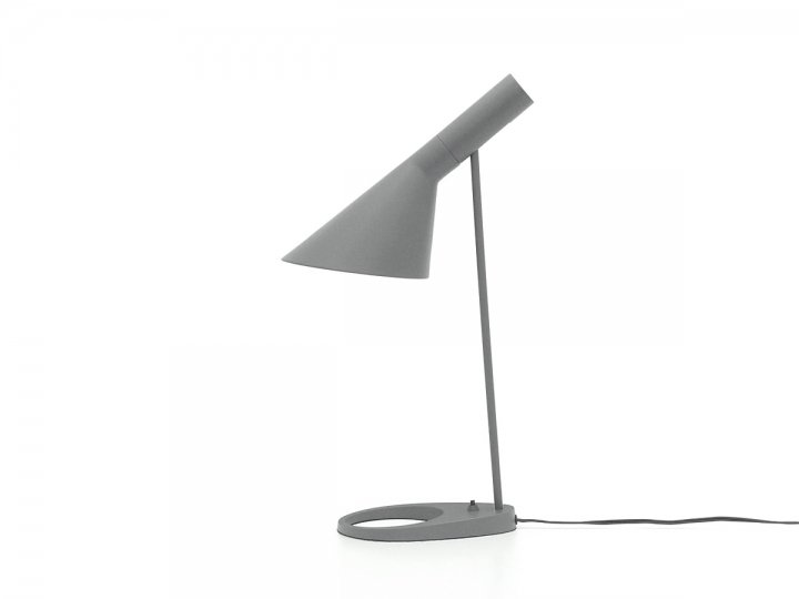 Arne Jacobsen (アルネ・ヤコブセン) テーブルライト グレー Ramp;M Interior Store