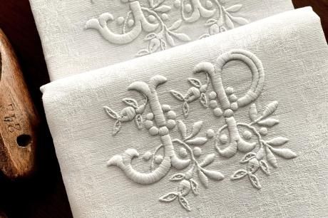 おまとめ購入用　Monograms and Antique Linens