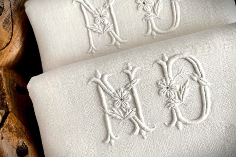 フランス製　ダマスク織リネン　テーブルナプキンセット　ND - アンティークファブリック専門店　ティセアンティークリネンズ