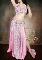 ベリーダンス衣装　Hanan　ピンク　オリエンタル衣装　Designed by Hanan(ハナーン)<img class='new_mark_img2' src='https://img.shop-pro.jp/img/new/icons14.gif' style='border:none;display:inline;margin:0px;padding:0px;width:auto;' />