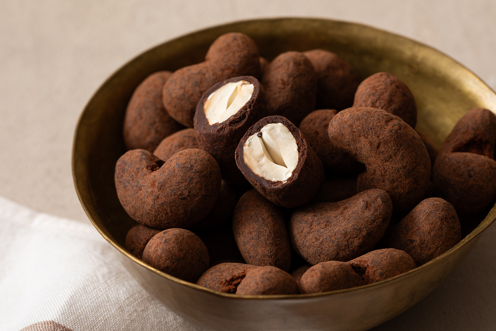 京都限定 DariKのチョコレート フルーツと一緒にカカオを発酵させる？！京都のビーントゥバー