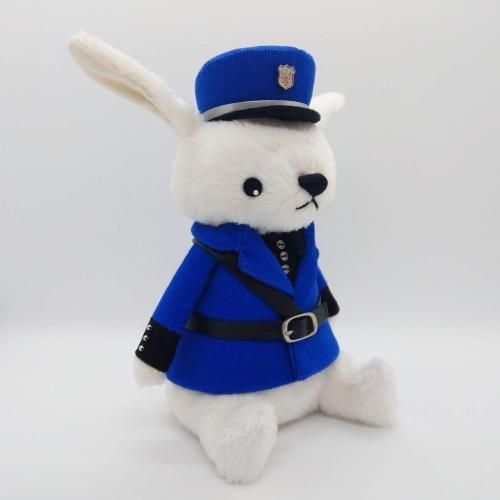 警察官うさぎ