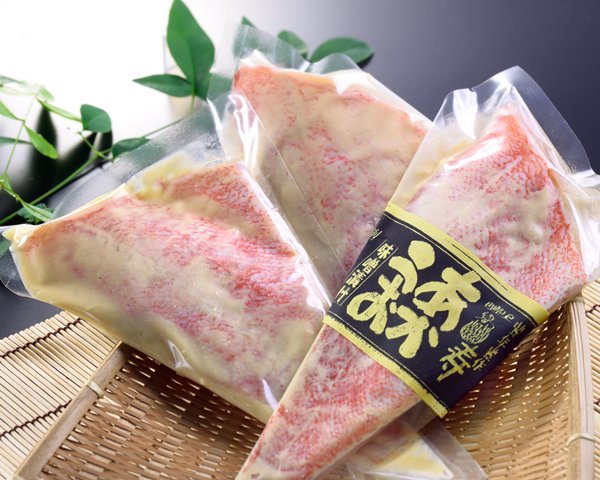 赤魚の味噌漬け：380円(内税)