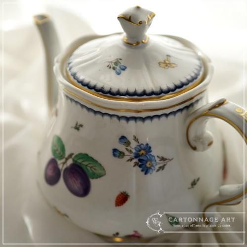 【未使用】★Richard Ginori★イタリアンフルーツ チューバ型ベース 展示品】☆Richard Ginori☆イタリアンフルーツ チューバ型ベース