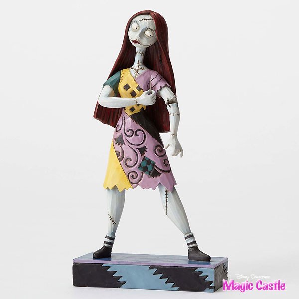 ディズニー ジム・ショア Jim Shore サリー フィギュア Nightmare Before Christmas - Sally -  Disarming Damsel - ディズニーフィギュア専門店　マジックキャッスル