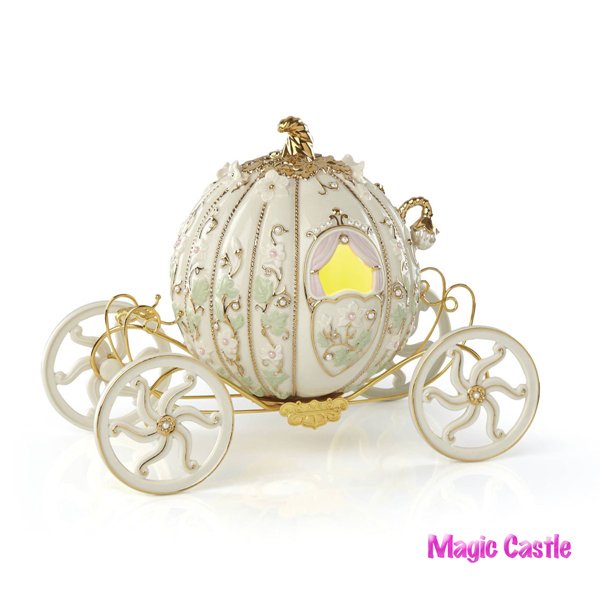 ディズニー シンデレラ 馬車 Disney S Cinderella S Enchanted Coach Figurine By Lenox ディズニーフィギュア専門店 マジックキャッスル