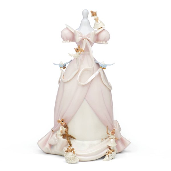 【限定】ディズニー シンデレラ サプライズドレス ''Cinderella's Surprise Dress by Lenox -  ディズニーフィギュア専門店　マジックキャッスル