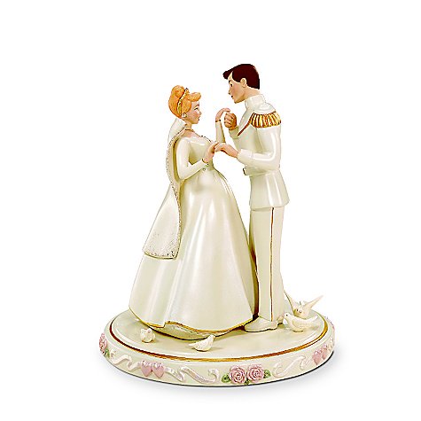 ディズニー シンデレラ ウェディング ケーキトッパー Cinderella S Wedding Day Cake Topper By Lenox ディズニーフィギュア専門店 マジックキャッスル