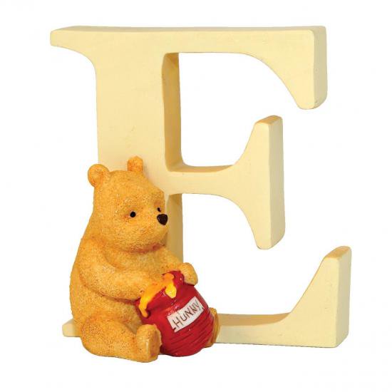 ディズニー 英国限定 くまのプーさん アルファベット E Winnie The Pooh Alphabet Letter E Pooh Sitting ディズニーフィギュア専門店 マジックキャッスル