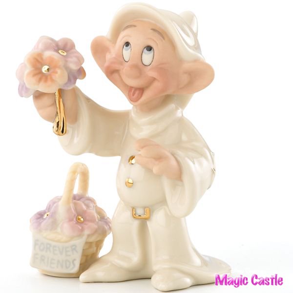 ディズニー 白雪姫 ドーピー（おとぼけ） Disney's Dopey's Gift of Friendship Figurine by Lenox  - ディズニーフィギュア専門店　マジックキャッスル