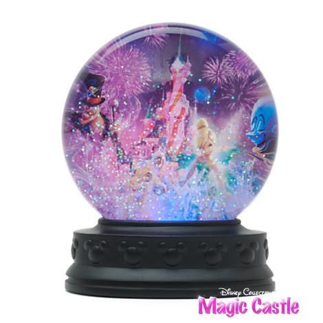 EU限定 ディズニー ディズニーランド・パリ ライトアップ スノーグローブ　Disneyland Paris Dreams Light-Up Snow  Globe - ディズニーフィギュア専門店　マジックキャッスル