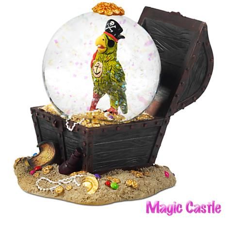 ディズニー スノーグローブ パイレーツ・オブ・カリビアン オウム Pirates of the Caribbean Parrot Snowglobe  - ディズニーフィギュア専門店　マジックキャッスル