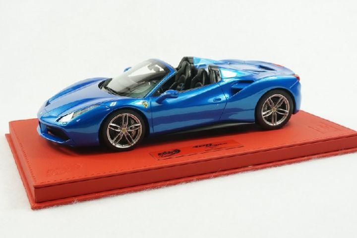 1/18 BBR Ferrari 488 spider Metallic Blue deluxe edition on