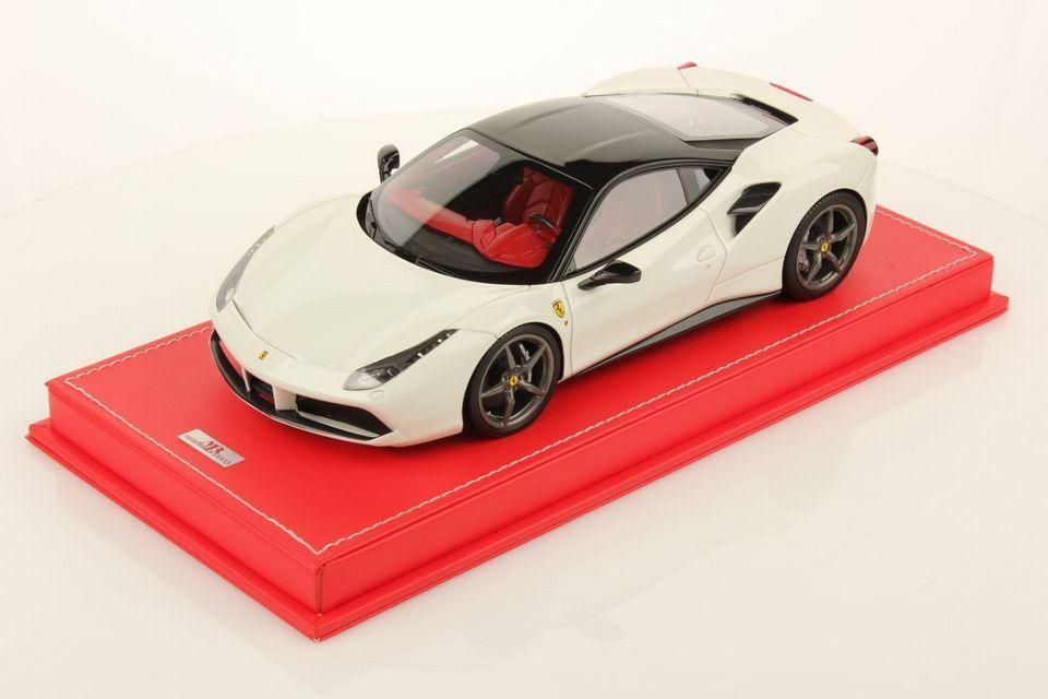 MRコレクション 488GTB 1/18 フェラーリ