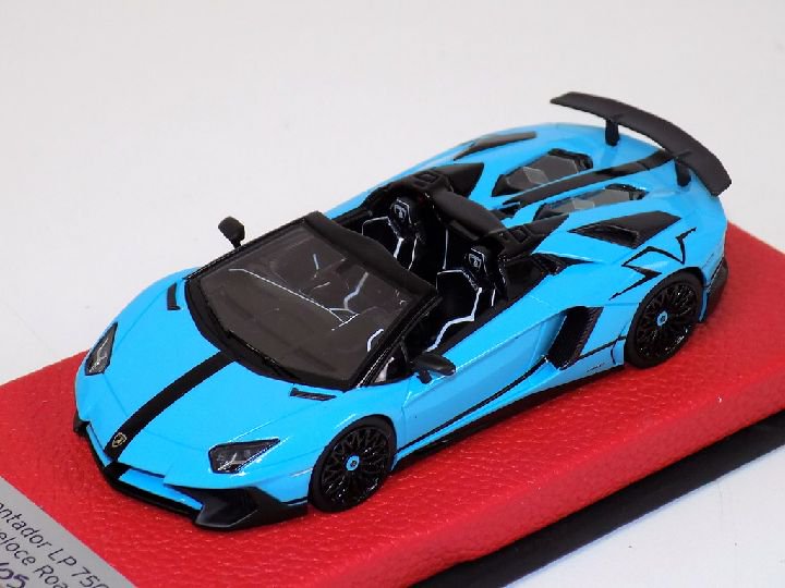 1/43 Looksmart Lamborghini Aventador SV Roadster Baby Blue - Black SV &  stripe - 【MR BBR MakeUp LOOKSMART D&Gなどのミニカー専門店】 ヴェルデ