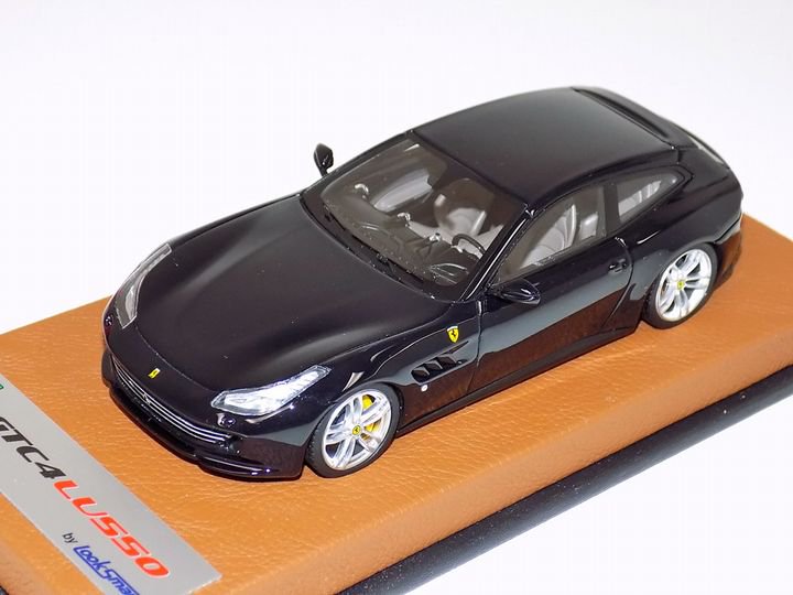 1/43 Looksmart Ferrari GTC4 Lusso in Blue Pozzi - 【MR BBR MakeUp LOOKSMART  D&Gなどのミニカー専門店】 ヴェルデ