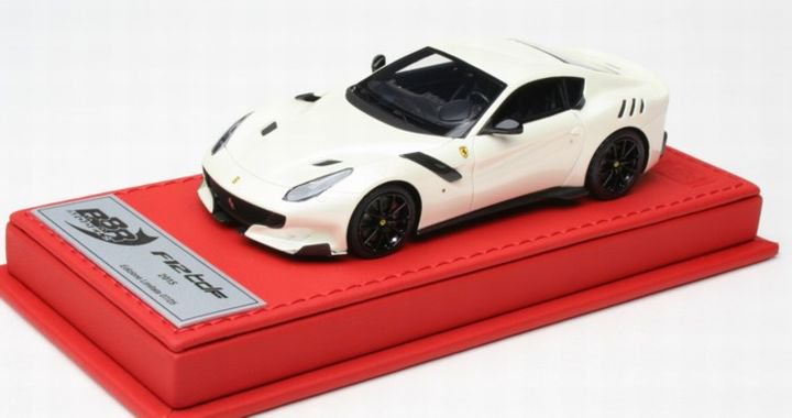 1/43 BBR Ferrari F12 TDF Fuji white metallic (red) - 【MR BBR 