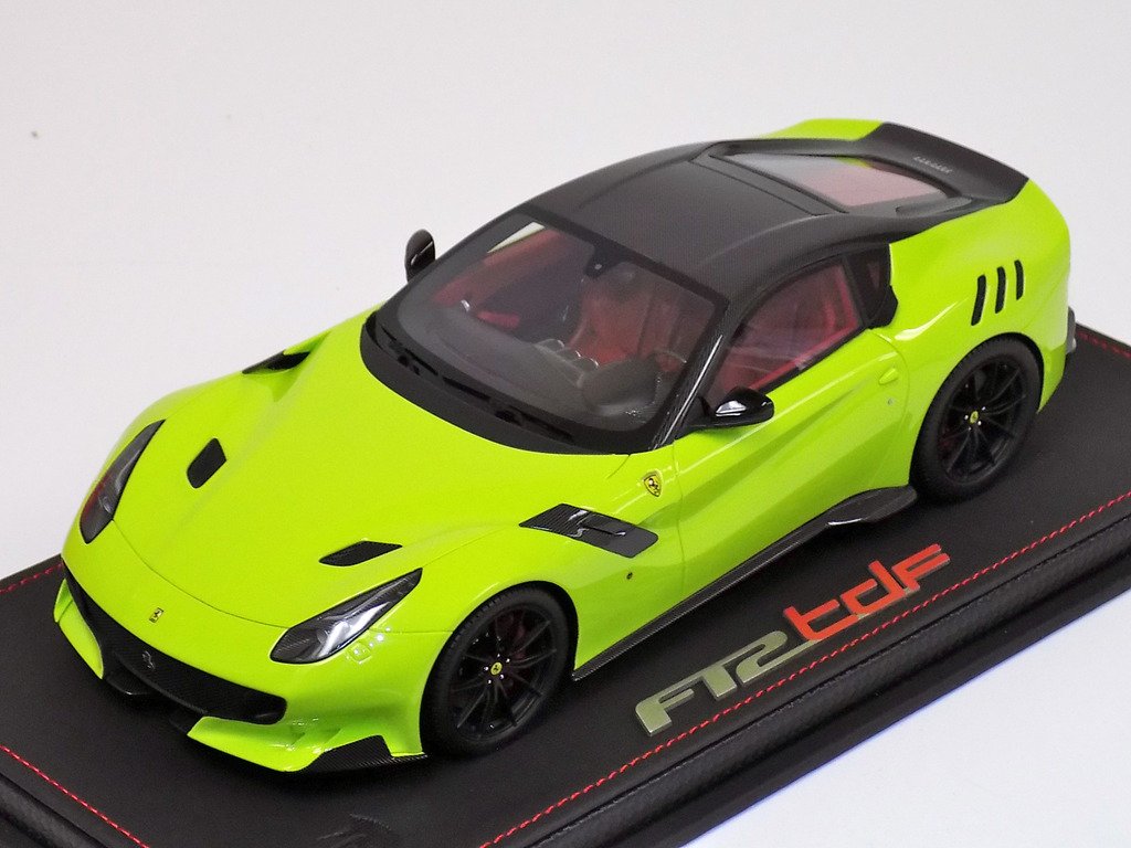 1/18 BBR Ferrari F12 TDF 2015 LIME GREEN - 【MR BBR MakeUp LOOKSMART  D&Gなどのミニカー専門店】 ヴェルデ