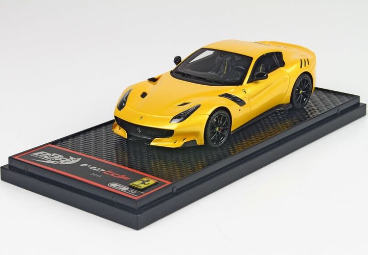 1/43 BBR Ferrari F12 TdF 2015 threelayerd yellow - 【MR BBR MakeUp LOOKSMART  D&Gなどのミニカー専門店】 ヴェルデ