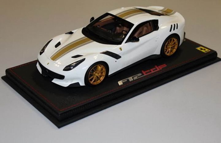 1/18 BBR Ferrari F12 TDF - WHITE / GOLD - 【MR BBR MakeUp LOOKSMART  D&Gなどのミニカー専門店】 ヴェルデ