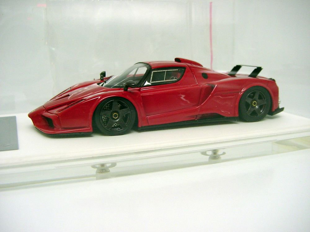 1/43 D&G Ferrari Enzo GT Concept 2005 Rosso Corsa. - 【MR BBR MakeUp  LOOKSMART D&Gなどのミニカー専門店】 ヴェルデ