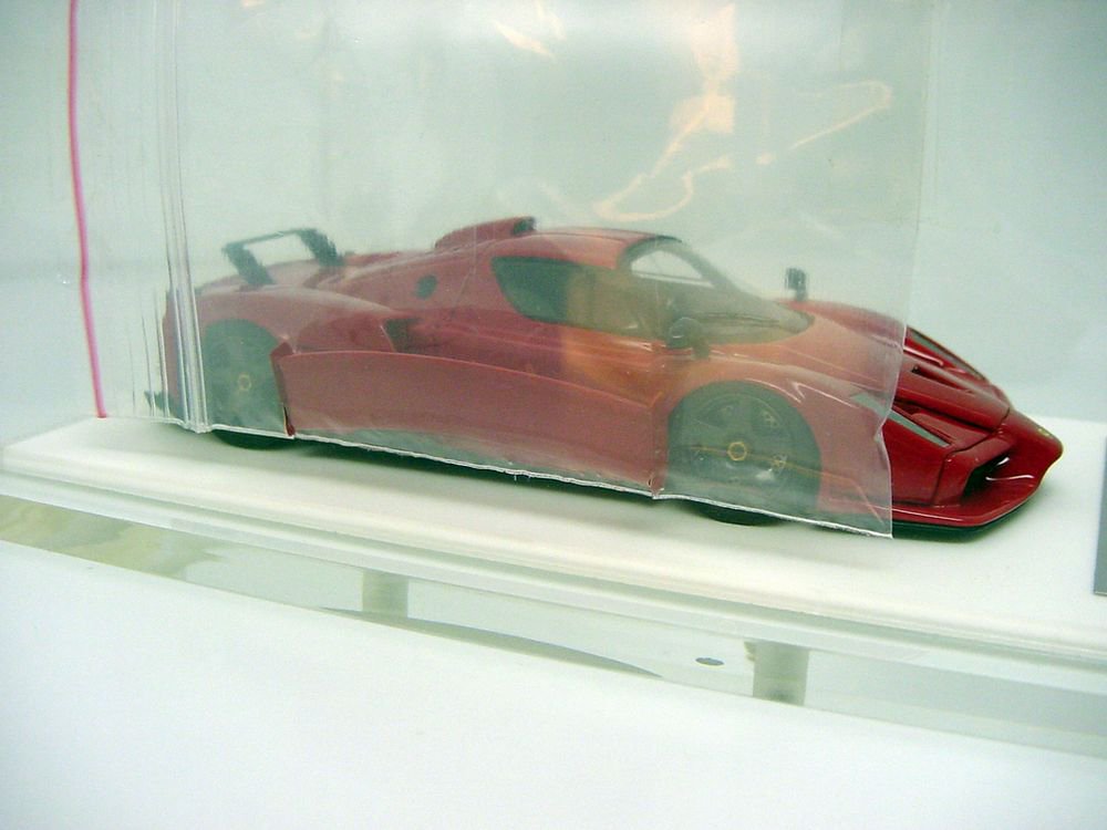 1/43 D&G Ferrari Enzo GT Concept 2005 Rosso Corsa. - 【MR BBR MakeUp  LOOKSMART D&Gなどのミニカー専門店】 ヴェルデ