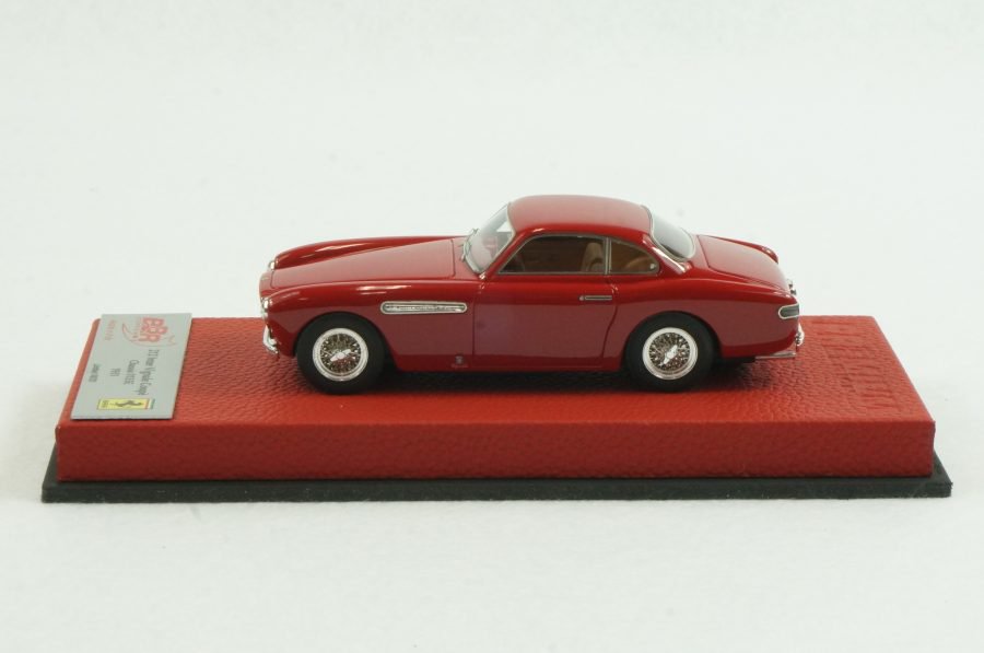 1/43 BBR Ferrari 212 inter vignale coupe 1951 red set on red leather base -  【MR BBR MakeUp LOOKSMART D&Gなどのミニカー専門店】 ヴェルデ