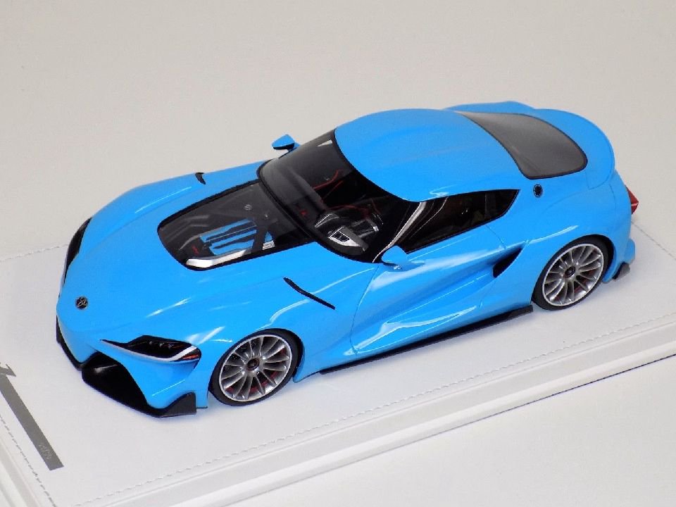 1/18 Toyota FT-1 Prototype in Baby Blue Leather Base - 【MR BBR MakeUp  LOOKSMART D&Gなどのミニカー専門店】 ヴェルデ