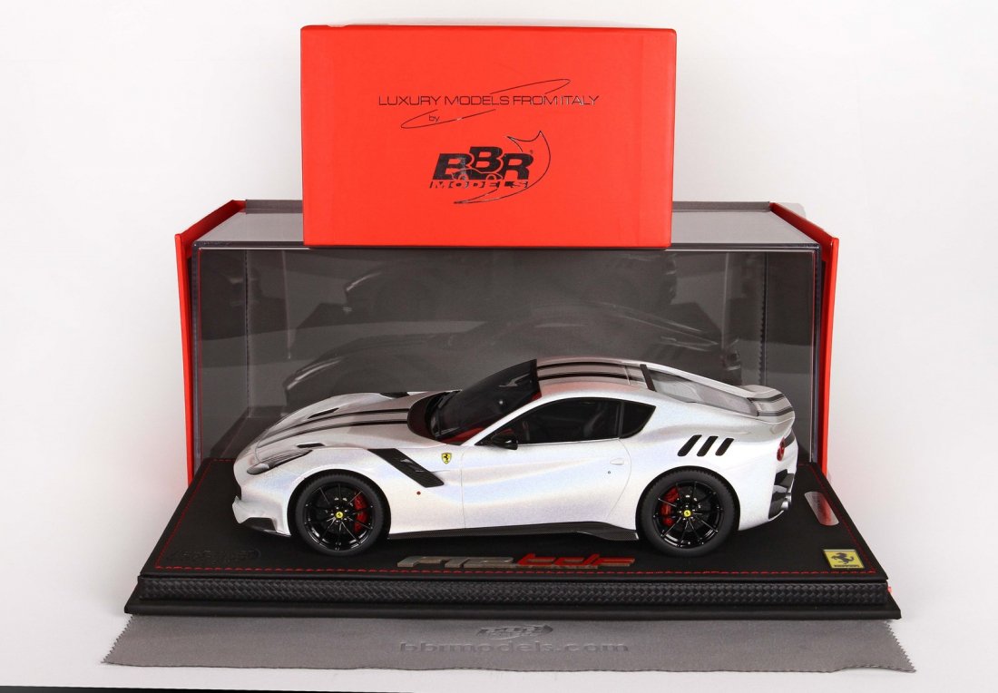 1/18 BBR Ferrari F12 TdF white special - 【MR BBR MakeUp LOOKSMART 