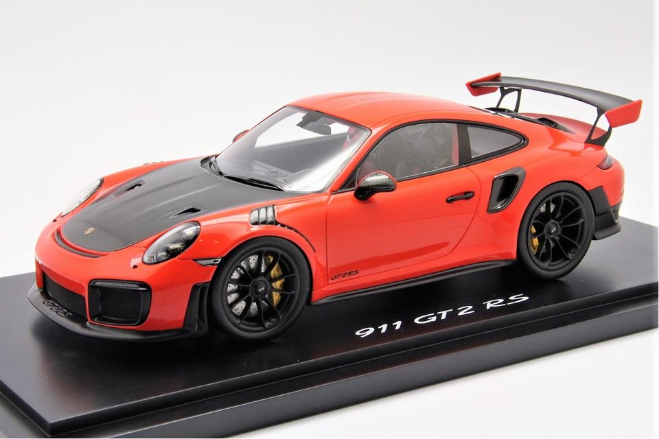 1/18 SPARK Porsche 911 GT2 RS Lava Orange - 【MR BBR MakeUp LOOKSMART  D&Gなどのミニカー専門店】 ヴェルデ