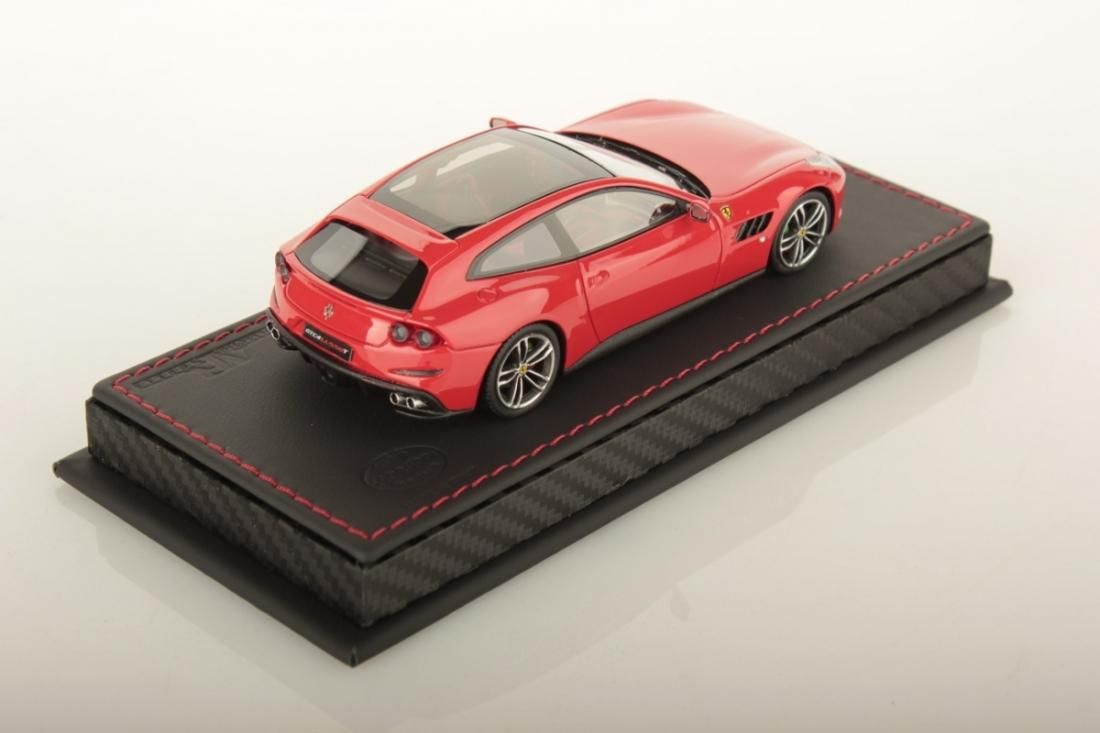 Ferrari GTC4 Lusso ミニカー 赤 1/43 MR Ferrari GTC4 Lusso T Rosso Scuderia - 【MR BBR