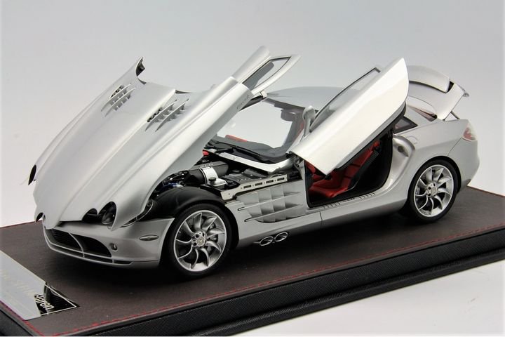 1/18 FrontiArt Mercedes SLR Silver Open Close - 【MR BBR MakeUp LOOKSMART  D&Gなどのミニカー専門店】 ヴェルデ