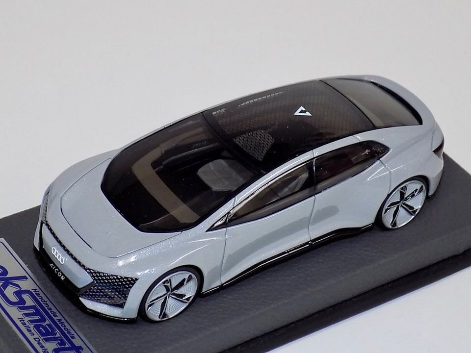 1/43 Looksmart Audi Aicon Concept Silver Grey - 【MR BBR MakeUp LOOKSMART  D&Gなどのミニカー専門店】 ヴェルデ