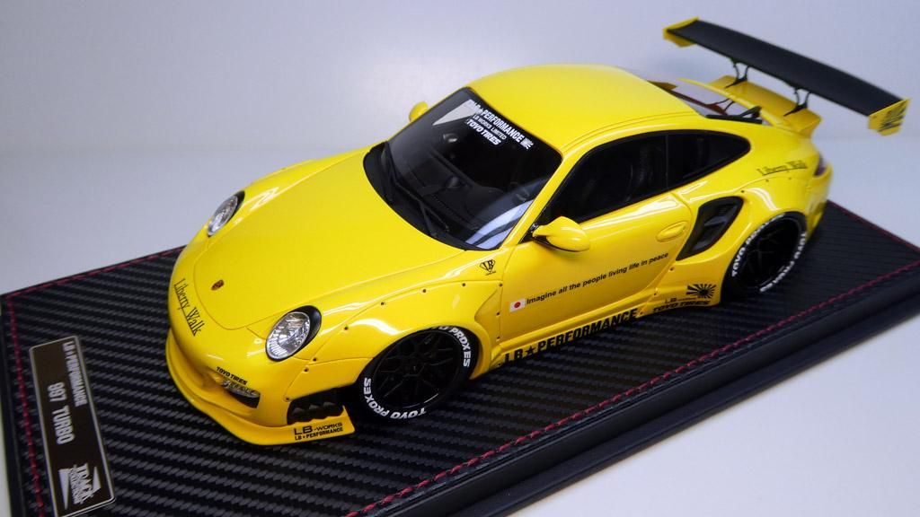 限定600台】京商 1/18 LB 勢いづい PERFORMANCE 997 ミニカー 限定600台】京商 1/18 LB 勢いづい PERFORMANCE 997 ミニカー