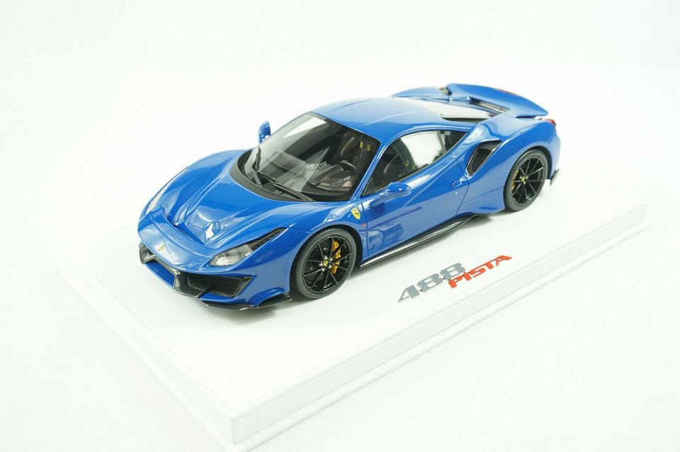 1/18 BBR FERRARI 488 PISTA AZZURRO DINO BLUE DELUXE WHITE LEATHER