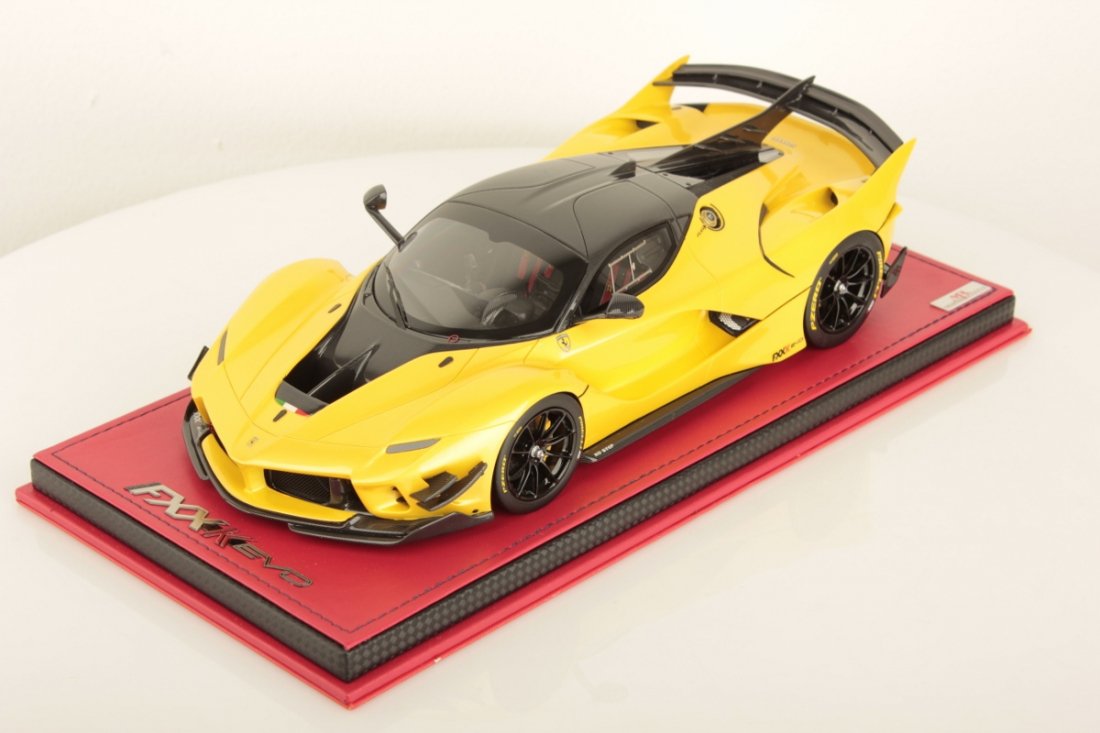 1/18 MR Ferrari FXX-K Evo Giallo Tristrato - 【MR BBR MakeUp LOOKSMART  Du0026Gなどのミニカー専門店】 ヴェルデ