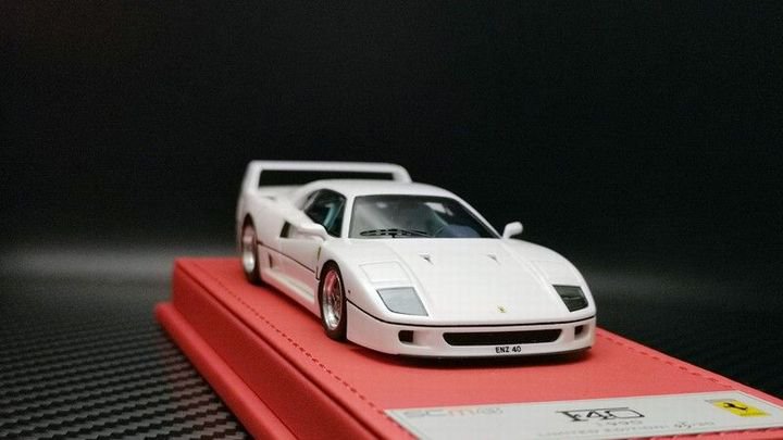 1/43 Scm models Ferrari F40 White Chris Evan Red leather base - 【MR BBR  MakeUp LOOKSMART D&Gなどのミニカー専門店】 ヴェルデ