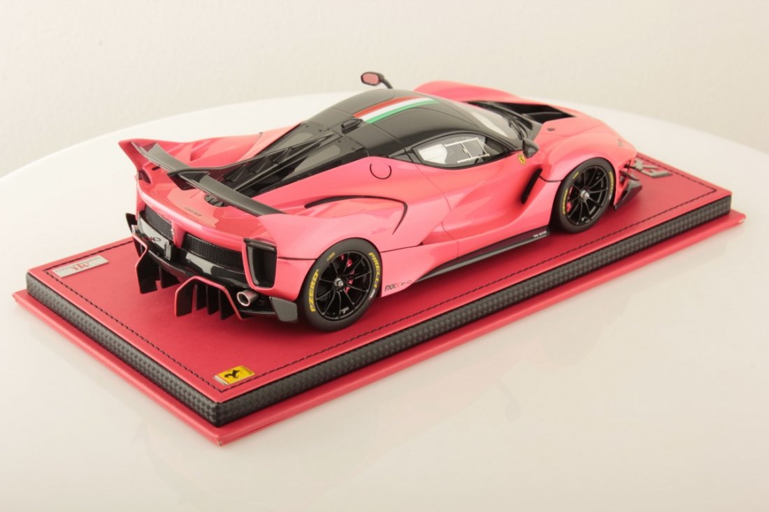 1/18 MR Ferrari FXX-K Evo Metallic Pink - 【MR BBR MakeUp LOOKSMART  D&Gなどのミニカー専門店】 ヴェルデ