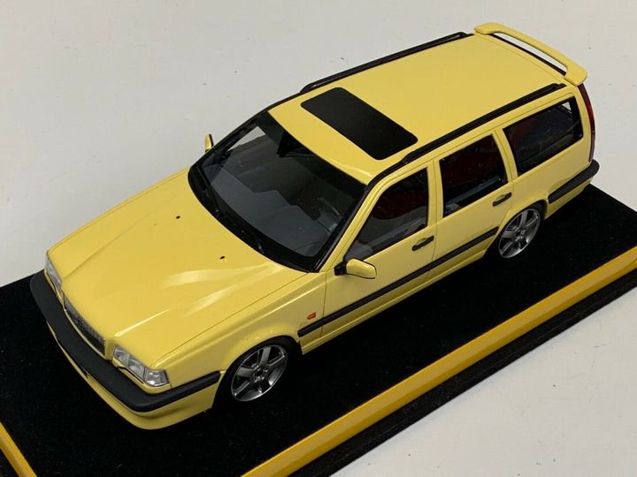 1/18 Otto Volvo 850 T5-R Estate in Yellow - 【MR BBR MakeUp LOOKSMART  D&Gなどのミニカー専門店】 ヴェルデ