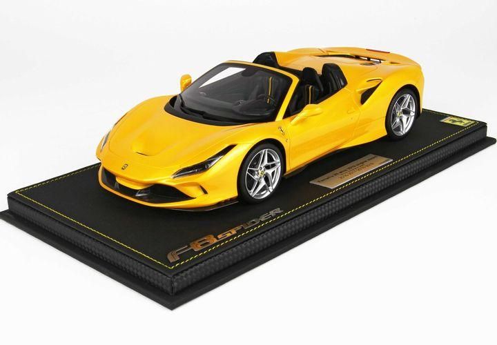 Bburago Burago 1/43 Ferrari F8 Tributo レッド フェラーリ F8
