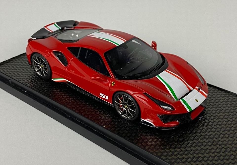 1/43 BBR Ferrari 488 Pista Piloti Ferrari Rosso Corsa 322 - 【MR