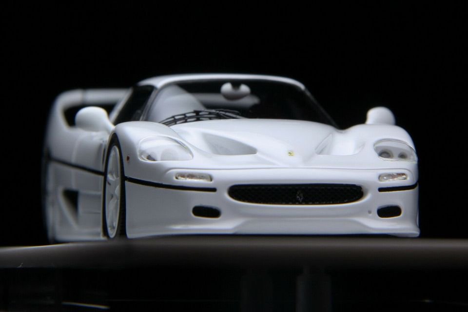 1/43 Scm model Ferrari F50 White with white wheels and black horse shell  verison - 【MR BBR MakeUp LOOKSMART D&Gなどのミニカー専門店】 ヴェルデ