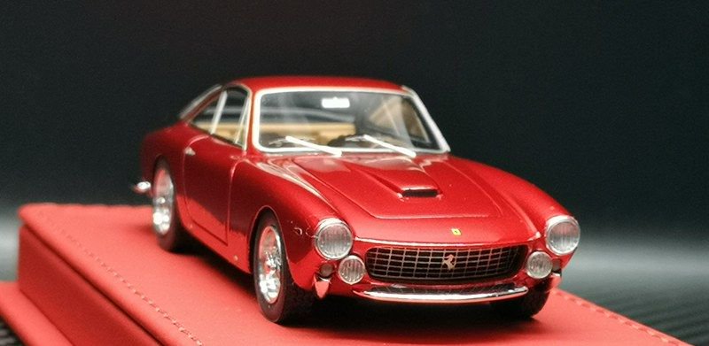1/43 BBR Ferrari 250 GT Lusso Rosso Fuoco Met. Red Leather base 