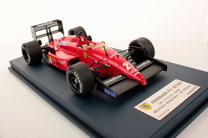 1/18 LOOKSMART Ferrari F1 87/88 Italy 1988 M.Alboreto - 【MR