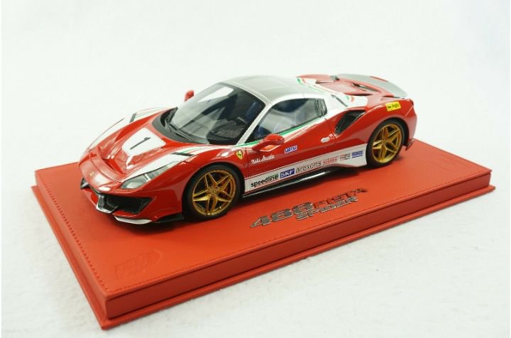 1/18 BBR FERRARI 488 PISTA SPIDER LAUDA CLOSED DELUXE RED LEATHER BASE -  【MR BBR MakeUp LOOKSMART D&Gなどのミニカー専門店】 ヴェルデ