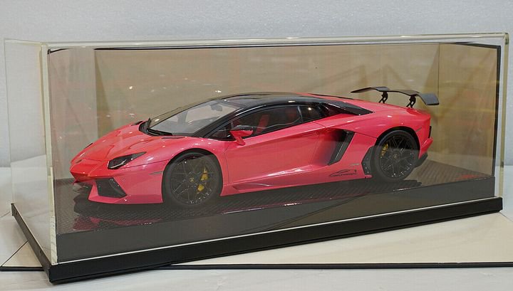 1/18 MR Lamborghini Aventador LP760-4 Oakley Design, Gloss Met.Pink on  Carbon Base - 【MR BBR MakeUp LOOKSMART D&Gなどのミニカー専門店】 ヴェルデ
