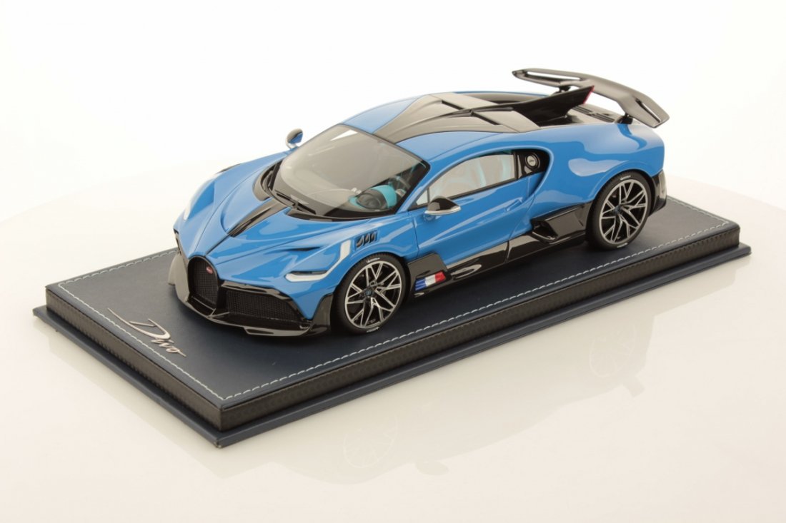 1/18 MR Bugatti Divo French Racing Blue #01/99 - 【MR BBR MakeUp LOOKSMART  D&Gなどのミニカー専門店】 ヴェルデ